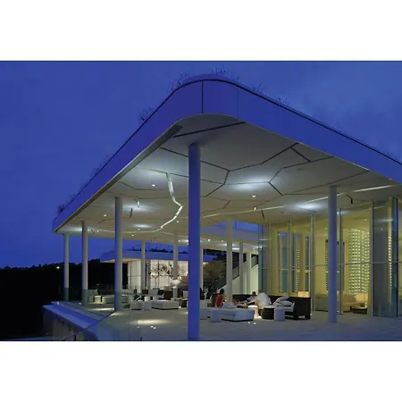 Stunning In With Outdoor Swimming Pool, 2 Bedrooms And Wifi Апартаменты *